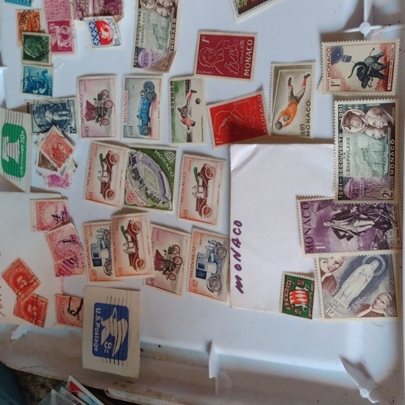 Stamp collection - Picture 2 of 4